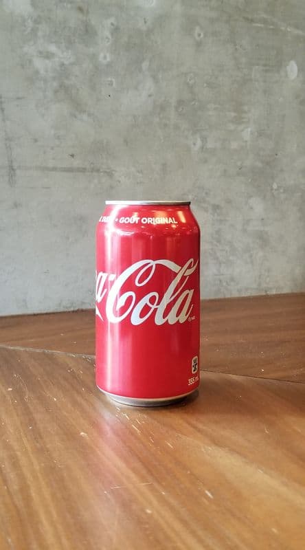 Coca-Cola (12oz)