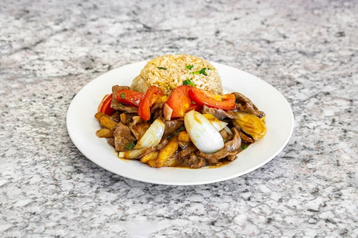 Lomo Saltado w/ Fried Rice (Peruvian-Chinese Stir Fry)