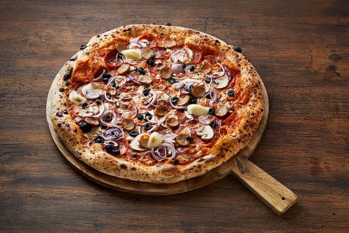 Supreme Lovers Pizza