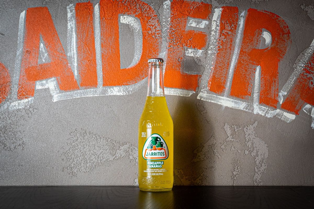 Jarritos Pineapple Soda (370 ml)