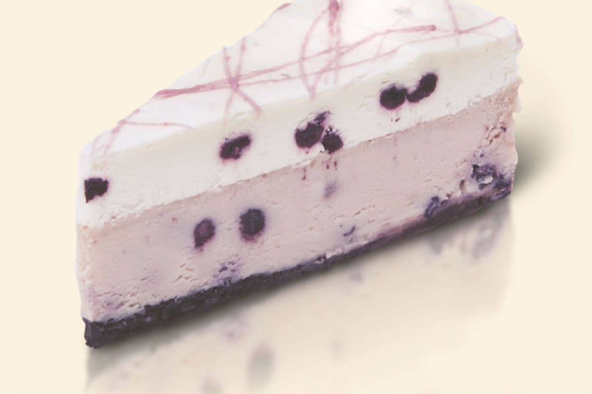 White Chocolate Blueberry Cheesecake