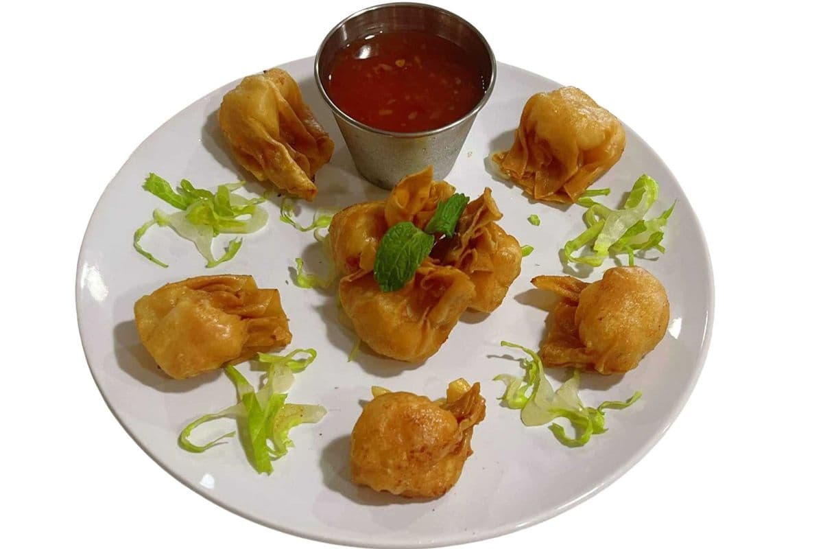 A6. Deep Fried Wontons (8 pcs)