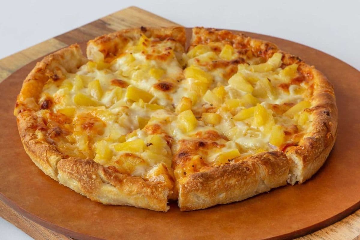 Large Hawaiian Pizza