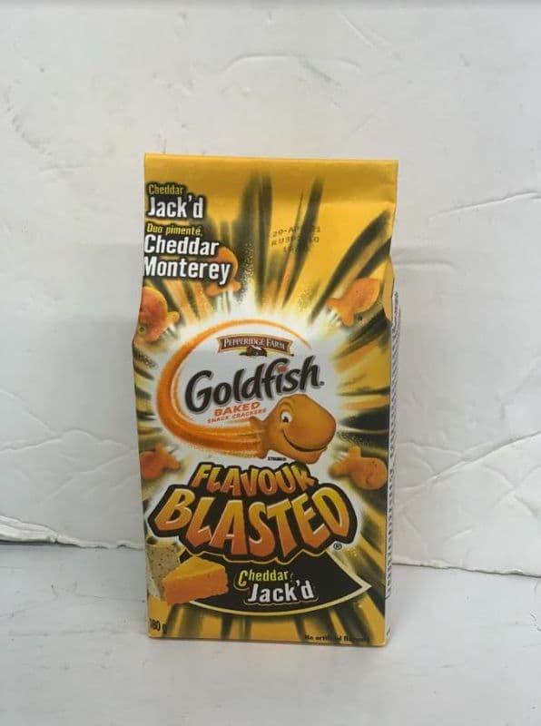 Goldfish Cheddar Jack'd Crackers
