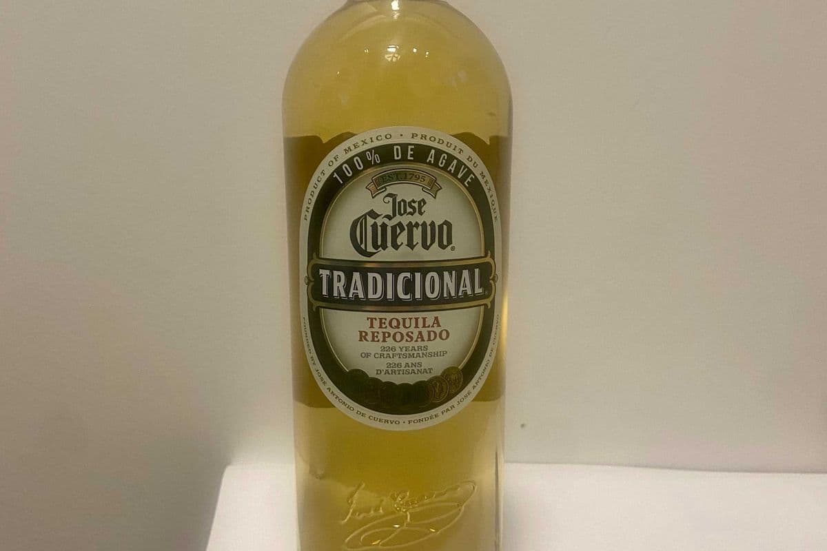 CUERVO TRADICIONAL REPOSADO - 750 ML (1 x 750 ML )