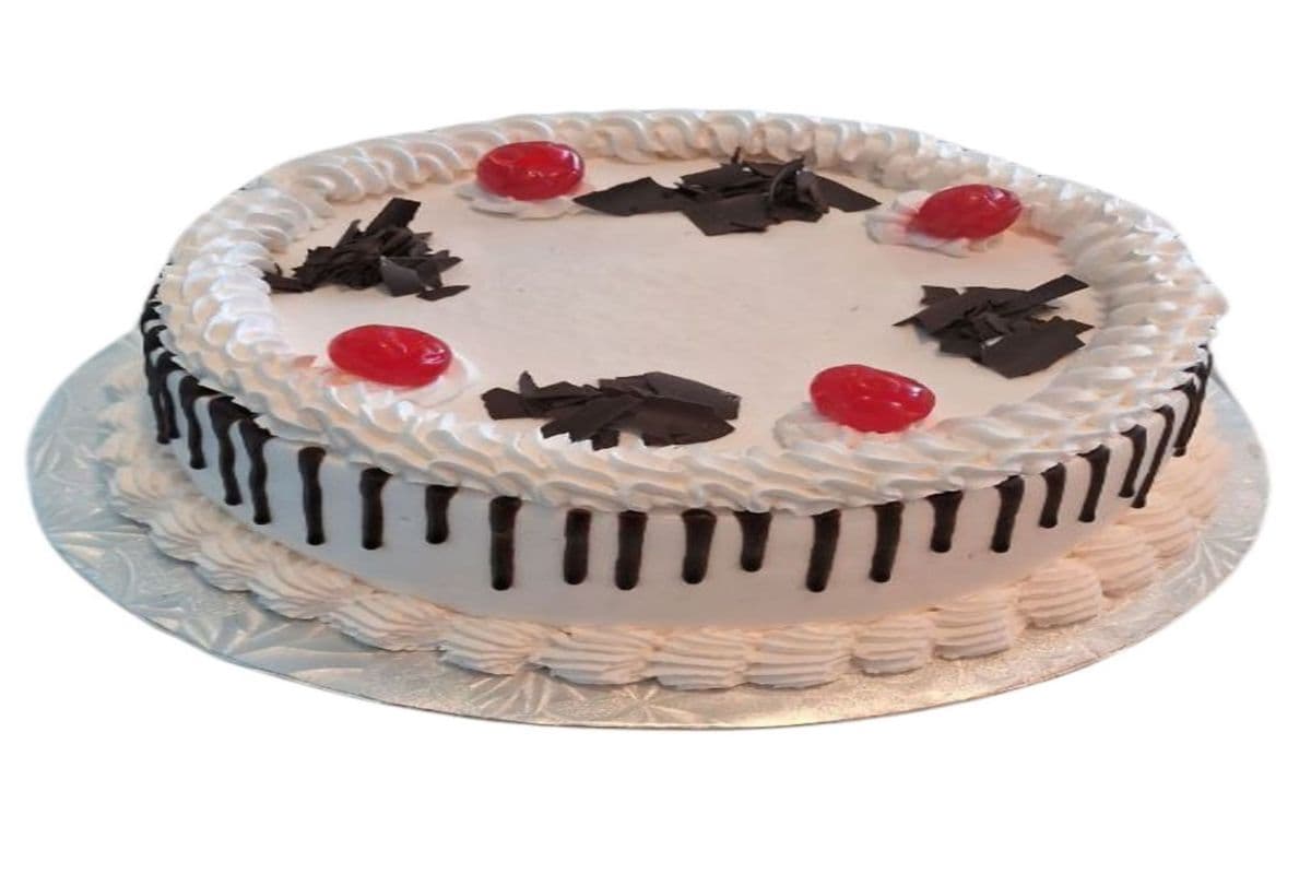 Black Forest Cake Round Eggless