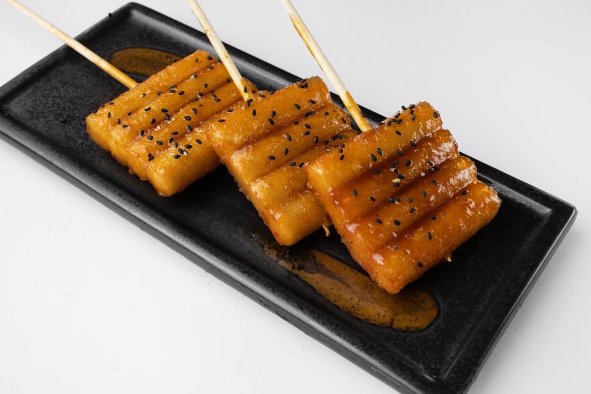 Korean Rice Cake Skewers (Halal)
