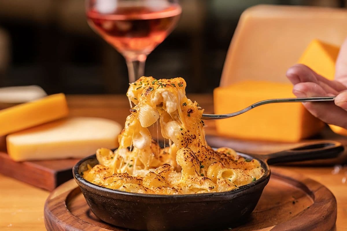 Smokey Bacon Mac & Cheese