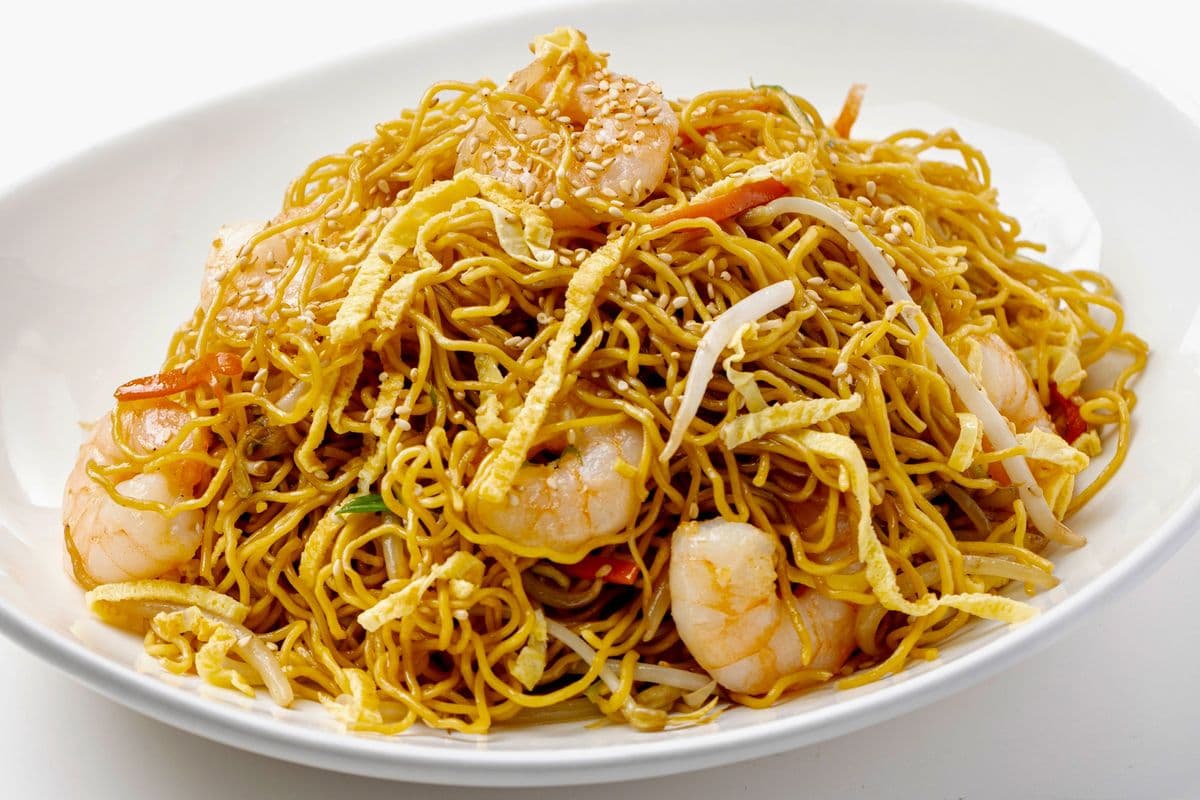 734. Shrimp Chow Mein (Egg) 蝦仁豉油炒麵