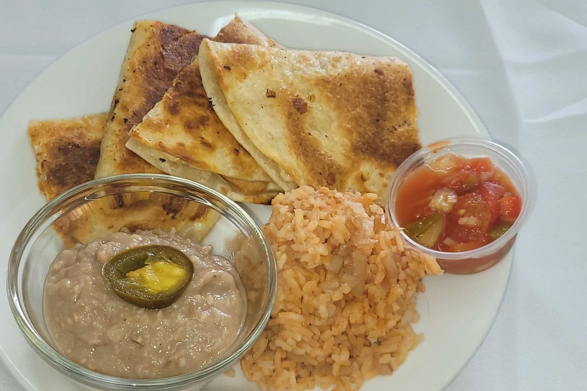 Veggie Quesadillas (2 pcs)