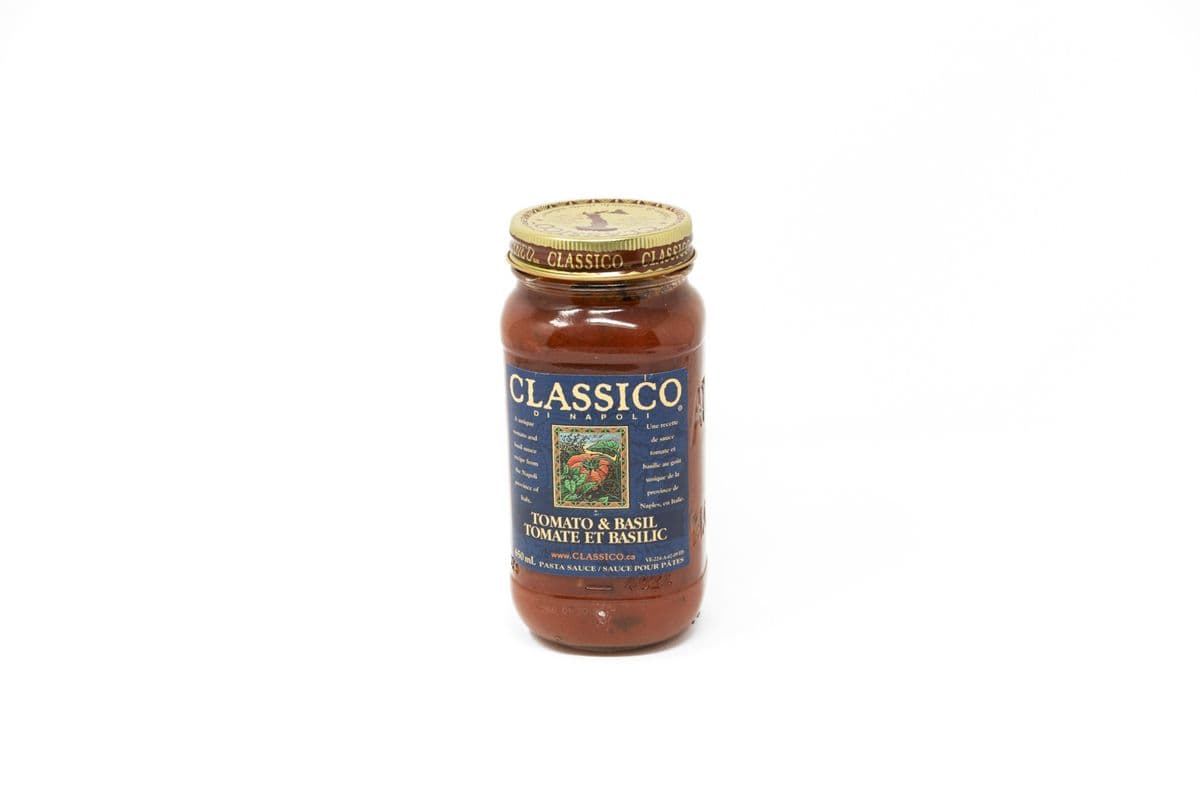 Classico Pasta Sauce Tomato & Basil 650ml