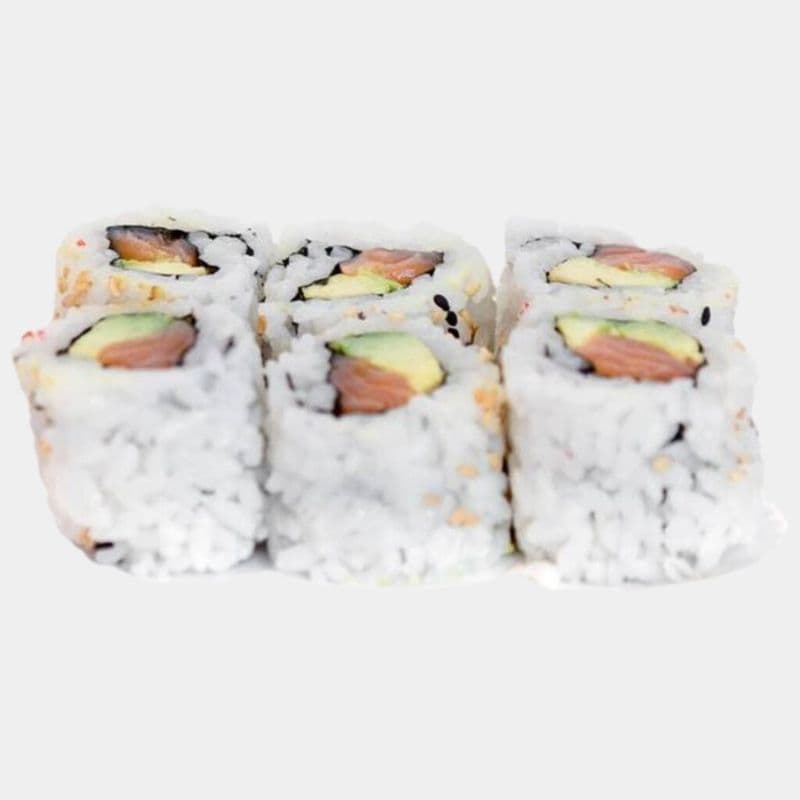 Rouleau de maki au saumon et avocat / Salmon and Avocado Maki Roll