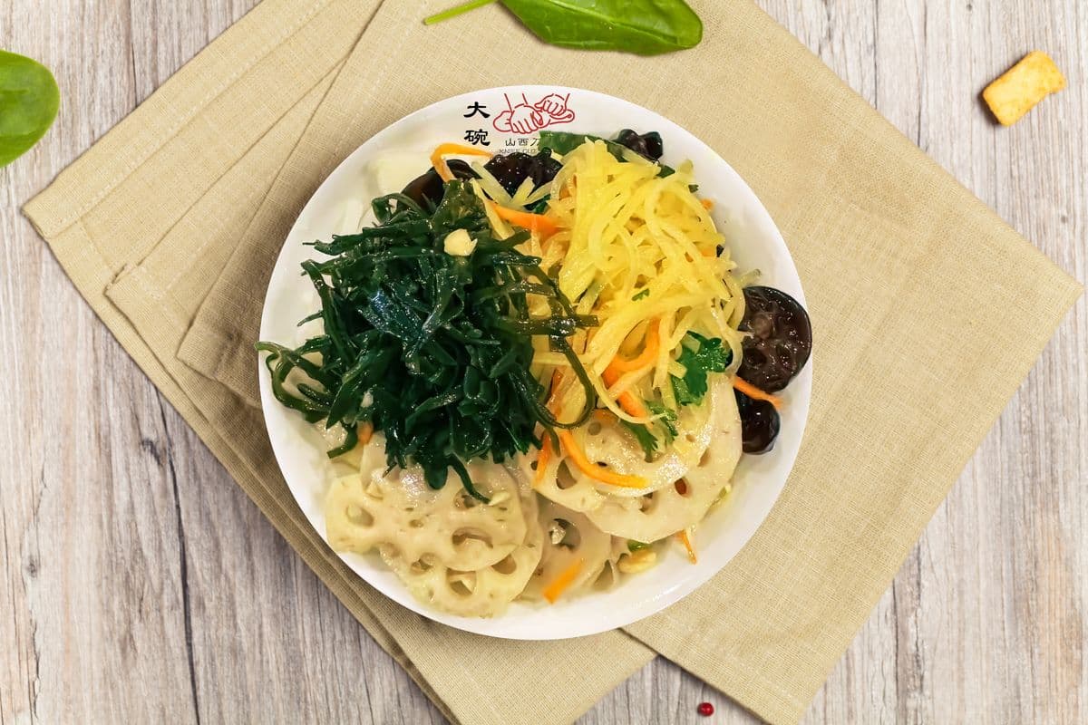 Cold Dishes Mix with Salad / 凉菜拼盘（以上任意拼）