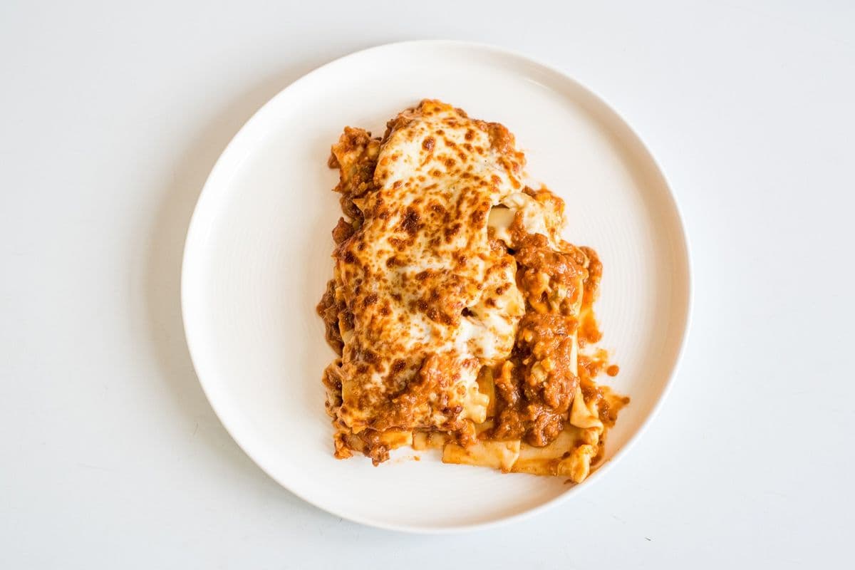 Lasagne gratinée (moyenne 7") / Lasagna Au Gratin (Medium 7")