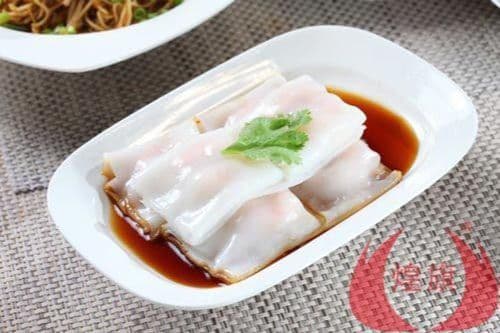 Steamed Rice Rolls with Shrimp