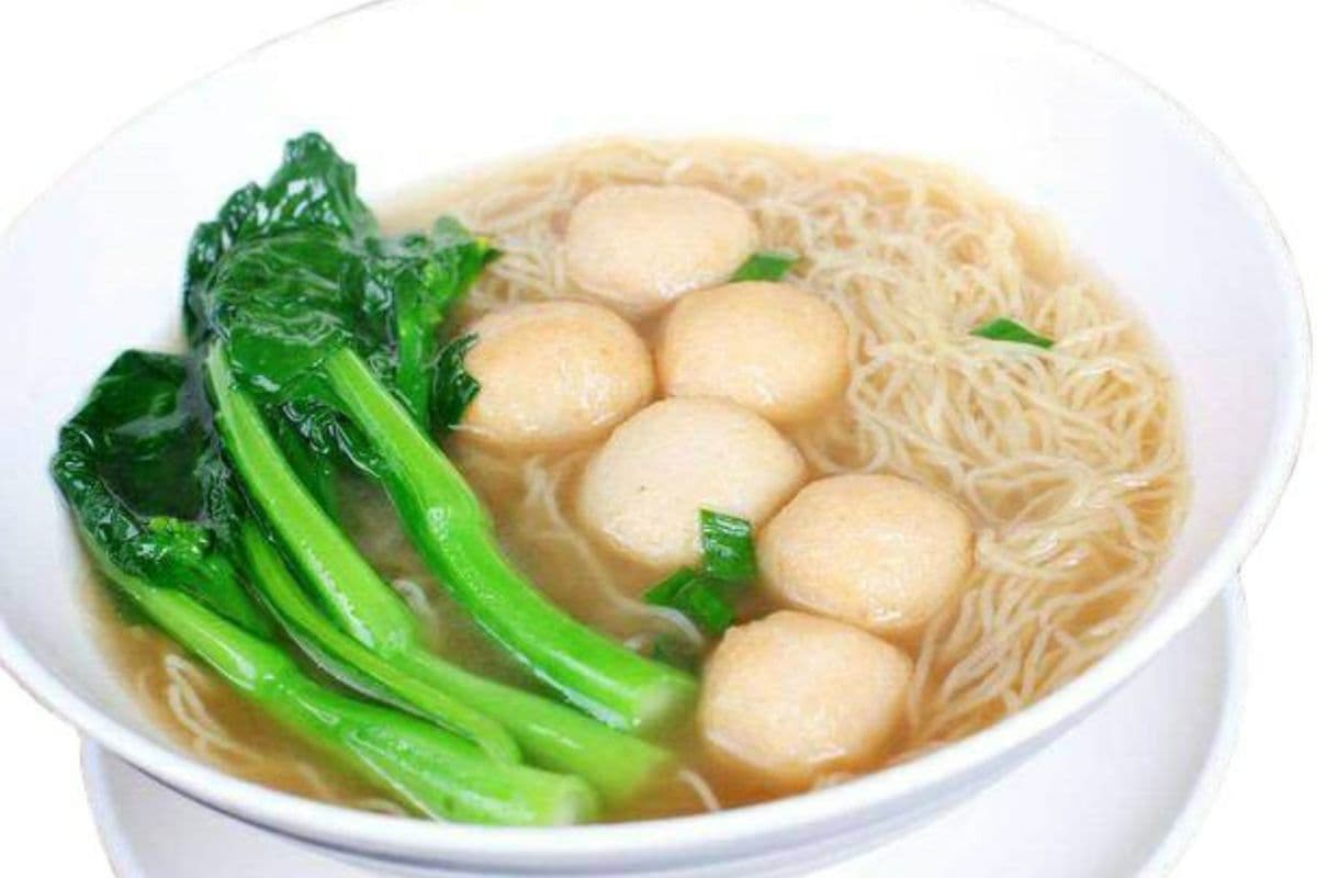134. Fish Ball Noodle Soup 魚蛋湯麵