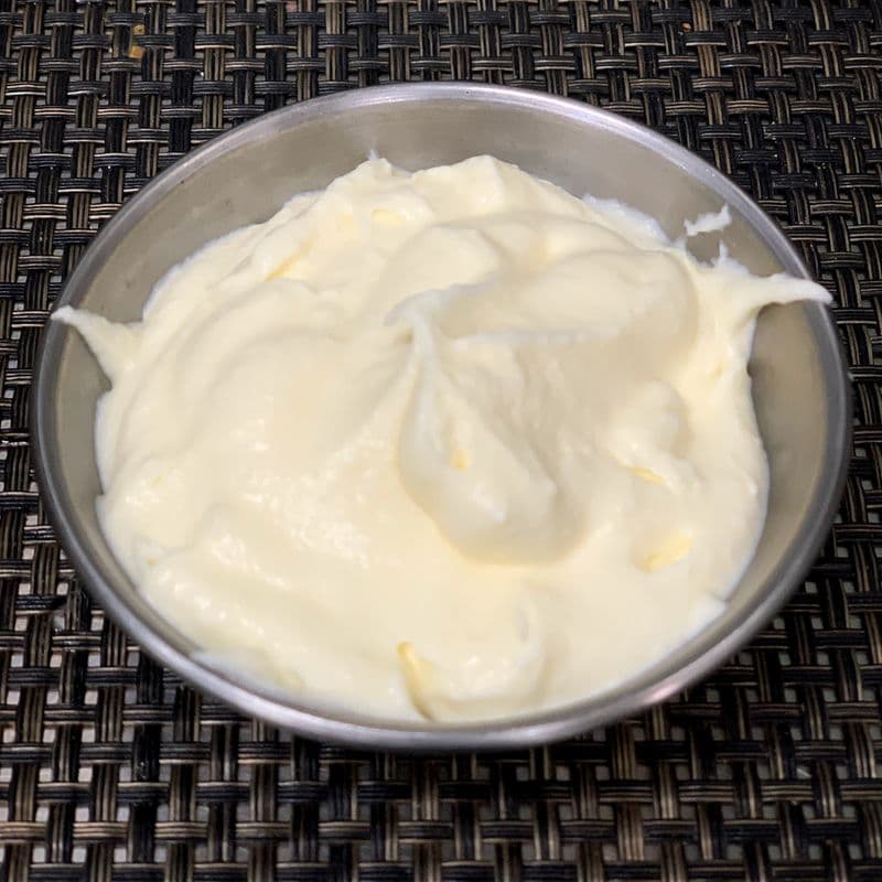 Side Crema