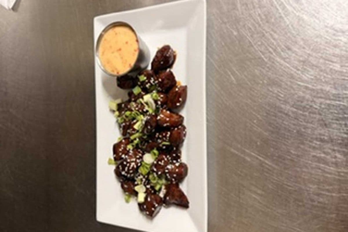 Peking Beef Bites *New* (780 Cal)