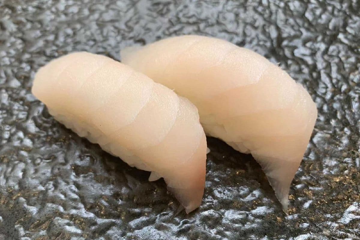 H04. Snapper (2pcs) ⽴⻥寿司