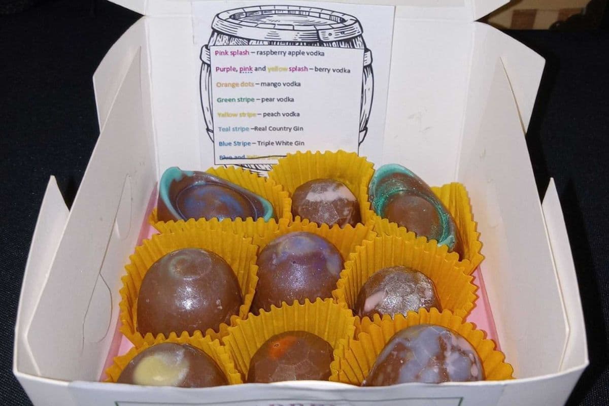 Alcohol-Filled Chocolates (9 pcs)