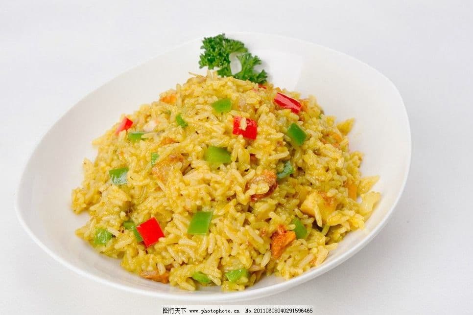 Curry Chicken Fried Rice 咖哩鸡丁炒饭