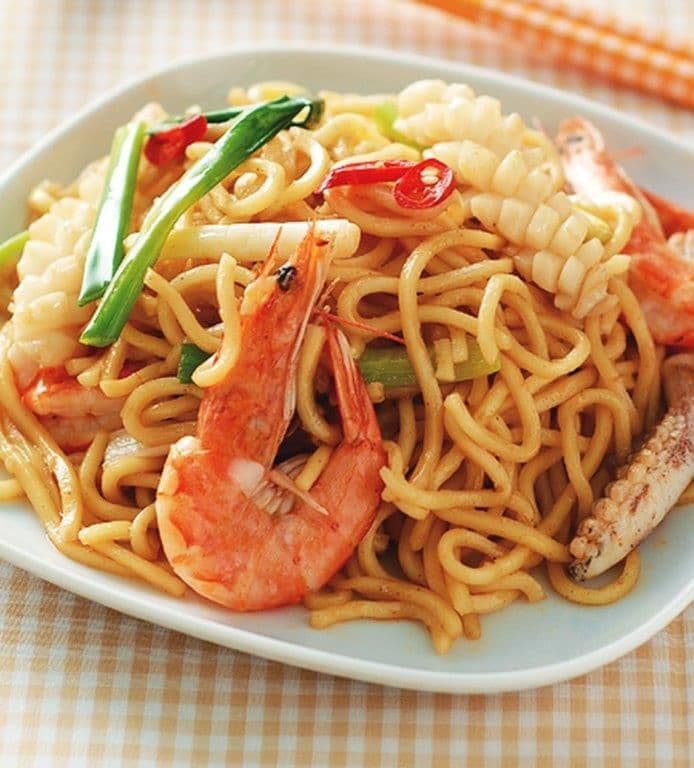 House Special Fried Noodle 鳳鳴一品炒麵