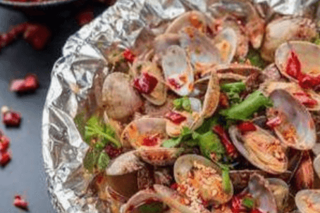 锡纸花甲Clams in Spicy Garlic Sauce