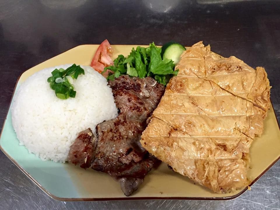 518. Tofu Wrapped with Massed Shrimp and Grilled Pork on Rice