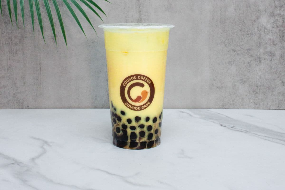 Ananas au lait/Pineapple milk tea/Frappe