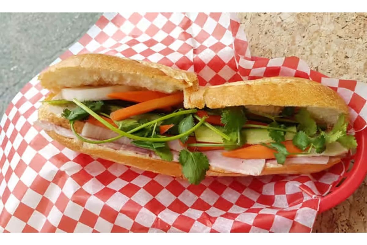 B1. V-Cafe Special Club (non-vegan)
