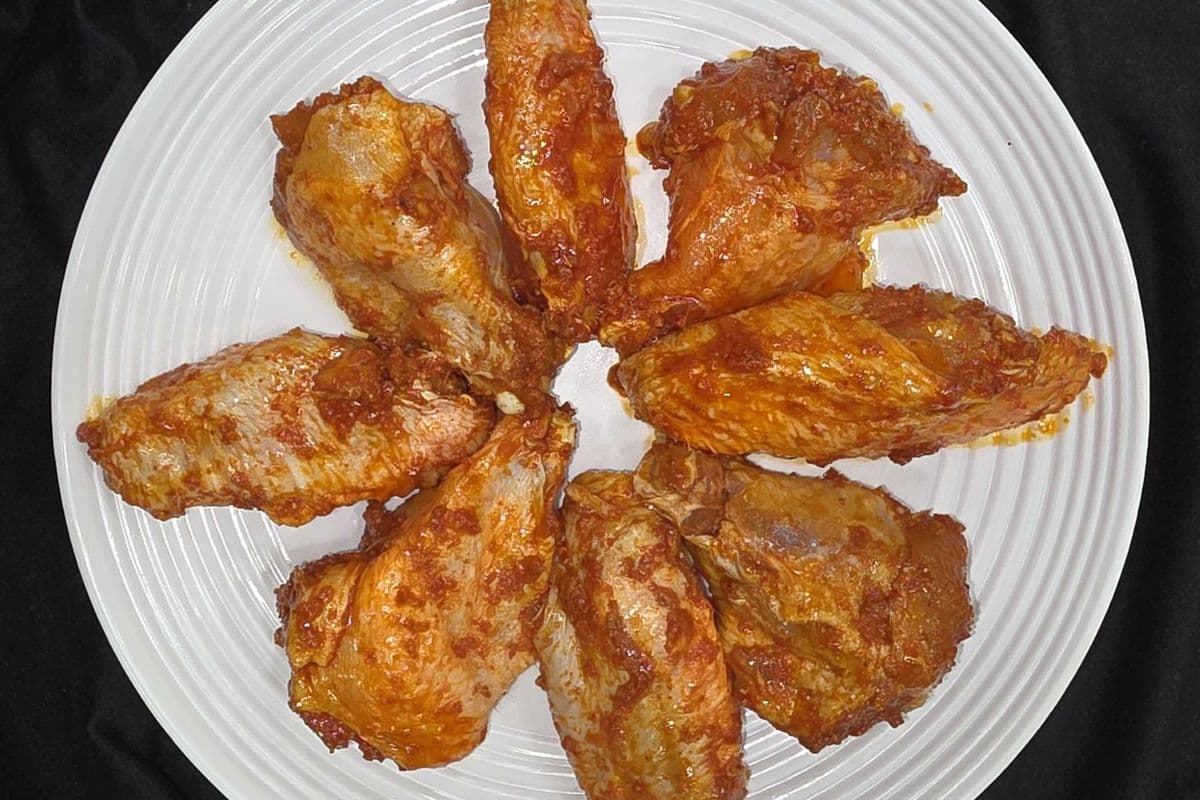 Flames & Grills Special Wings (1 lb)
