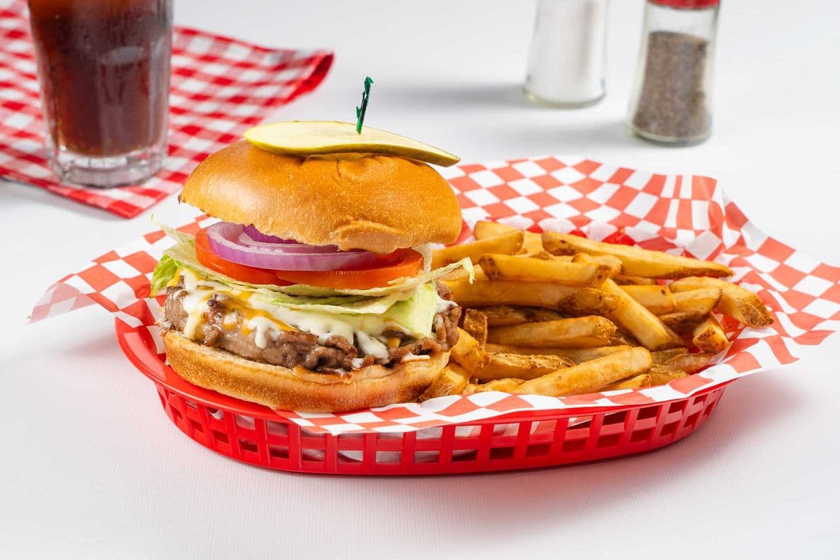 (5 oz) Cheeseburger