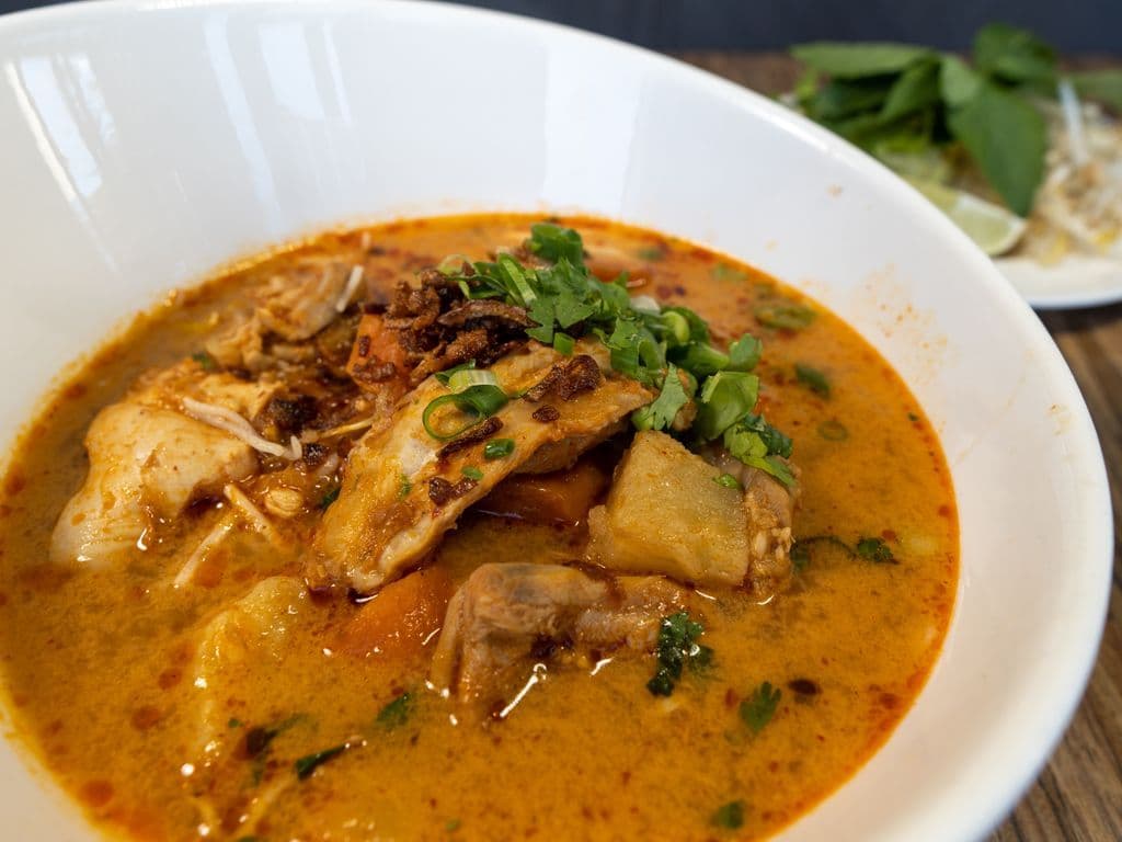 DALAT CURRY CHICKEN VERMICELLI SOUP