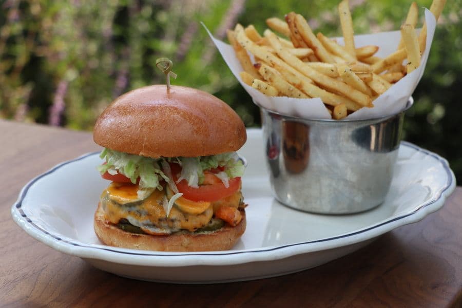Spicy Jalapeño Cheese Burger