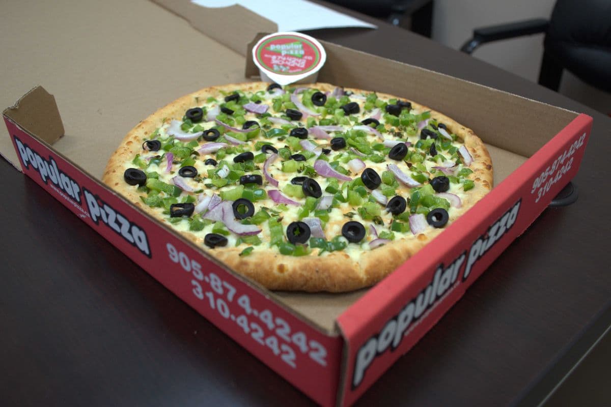 Medium Real Deal Pizza