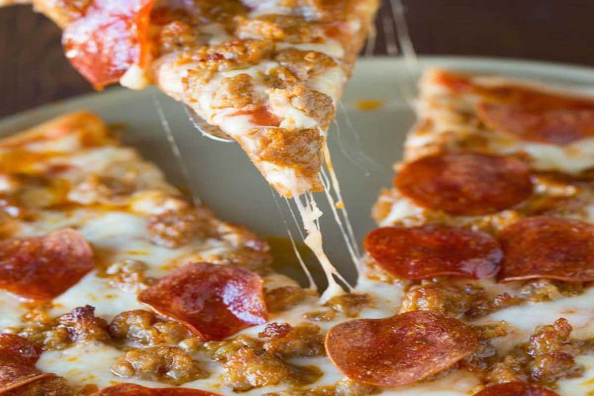 12. 14" Large Spicy Sausage Pizza