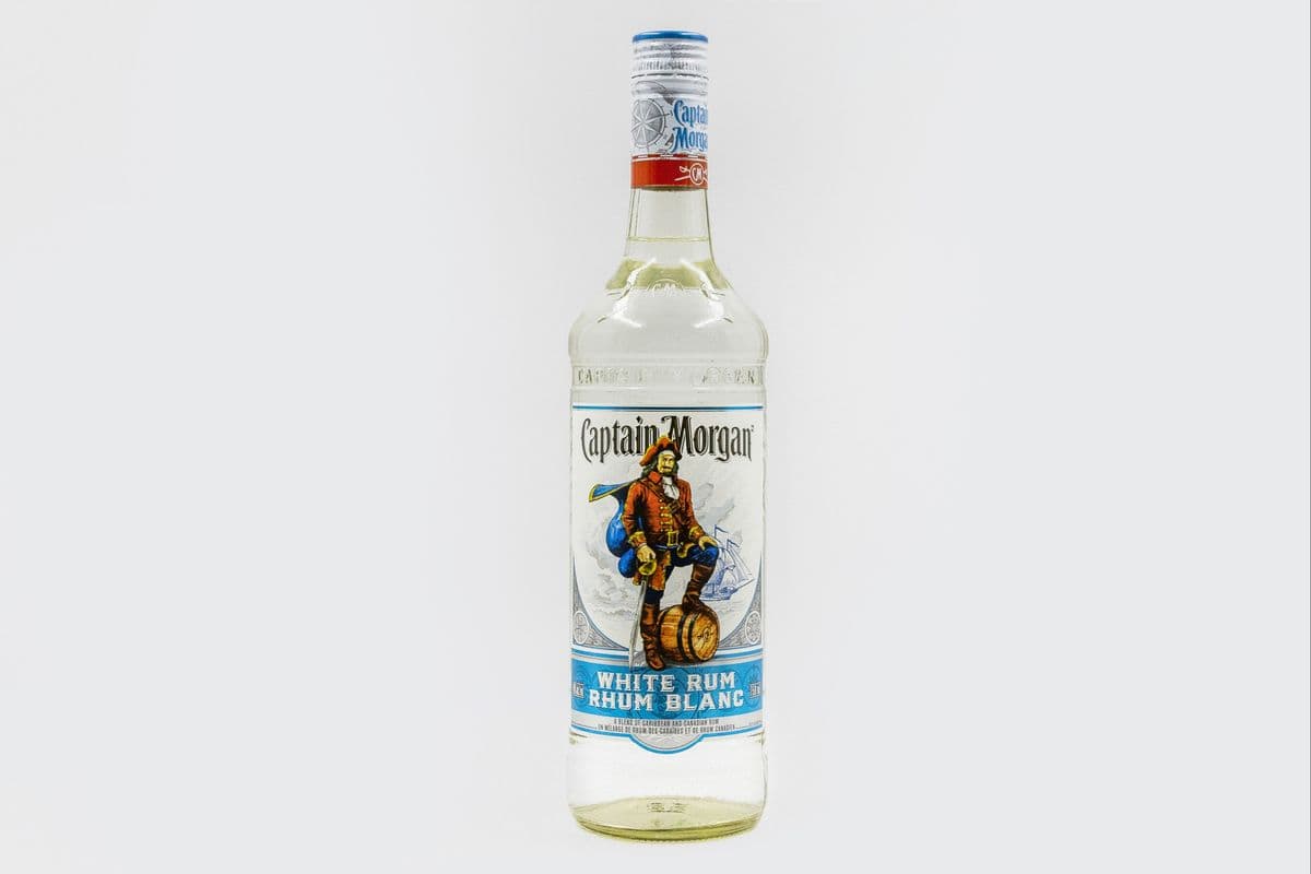 Captain Morgan White (1 x 750mL)