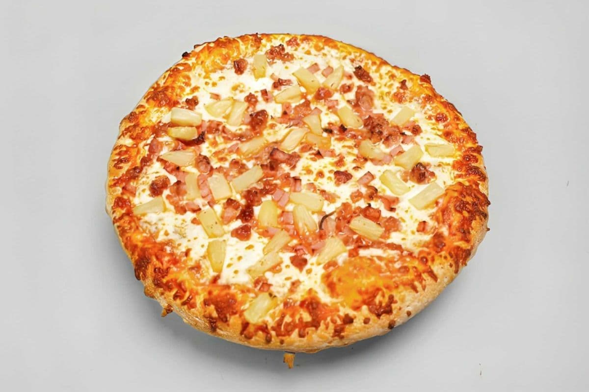 Hawaiian Pizza (medium 12" pizza)
