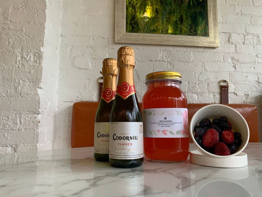 REYNA'S SANGRIA, 750ml (28% ABV)