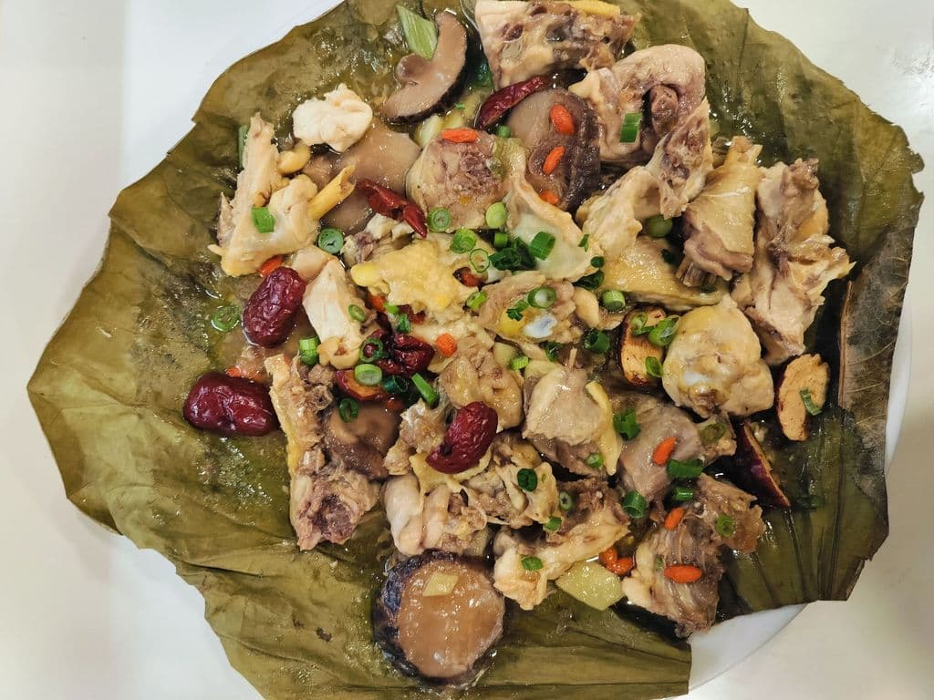 Steamed Herbal Chicken 养生药膳蒸鸡