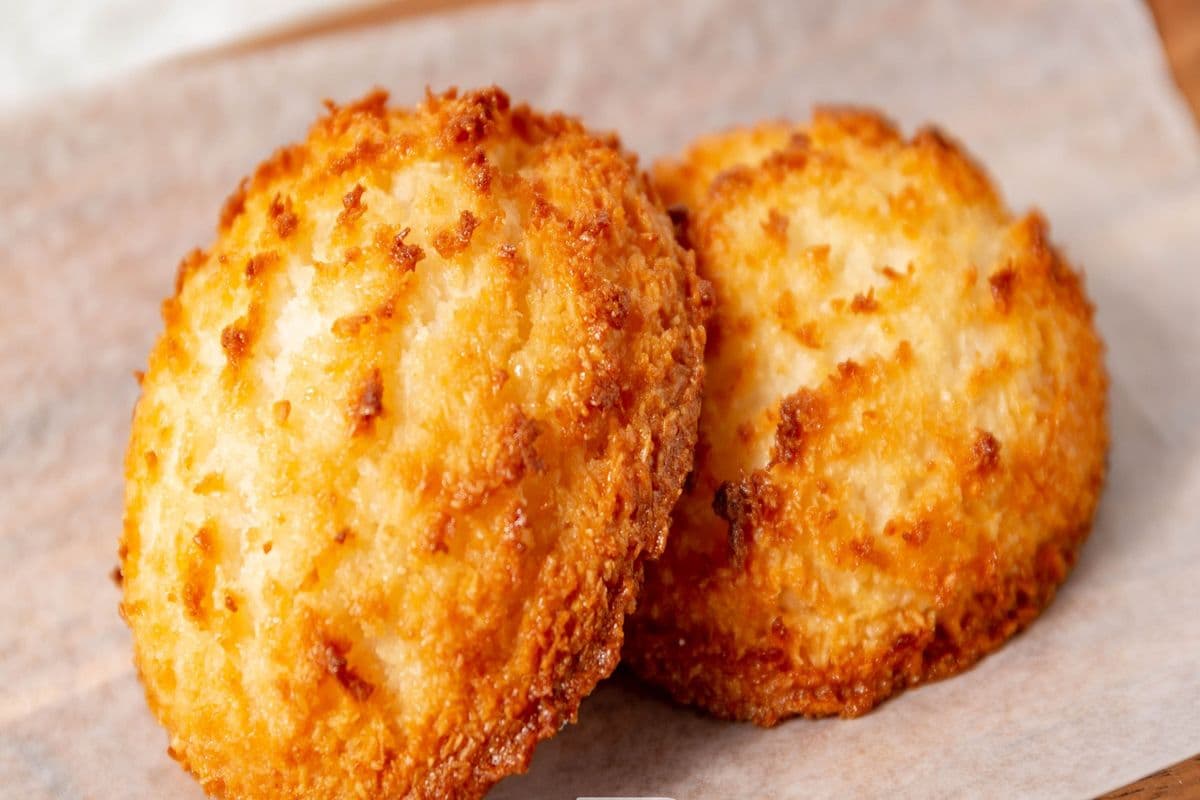Coconut Macron