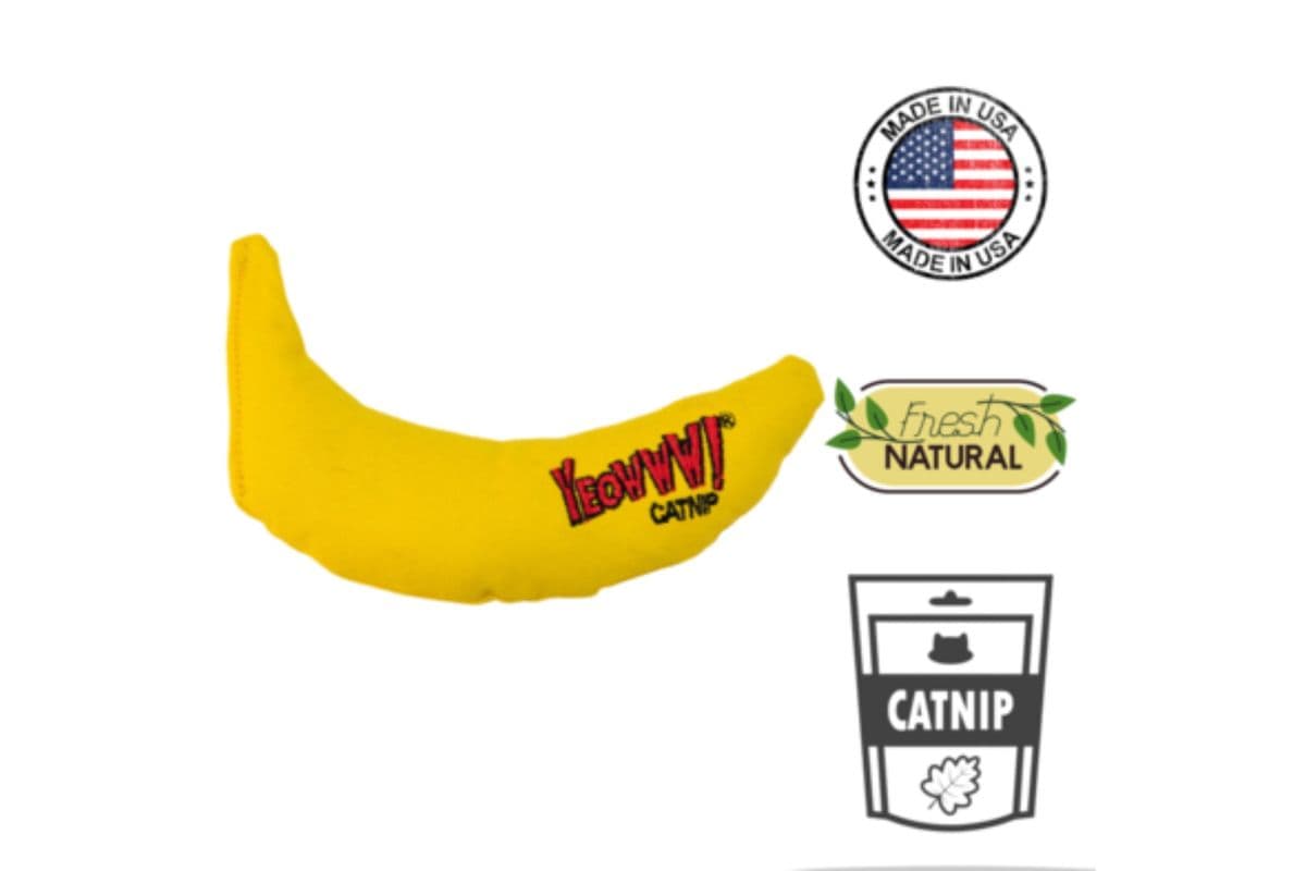 Yeowww! Catnip Banana (Unpeeled)