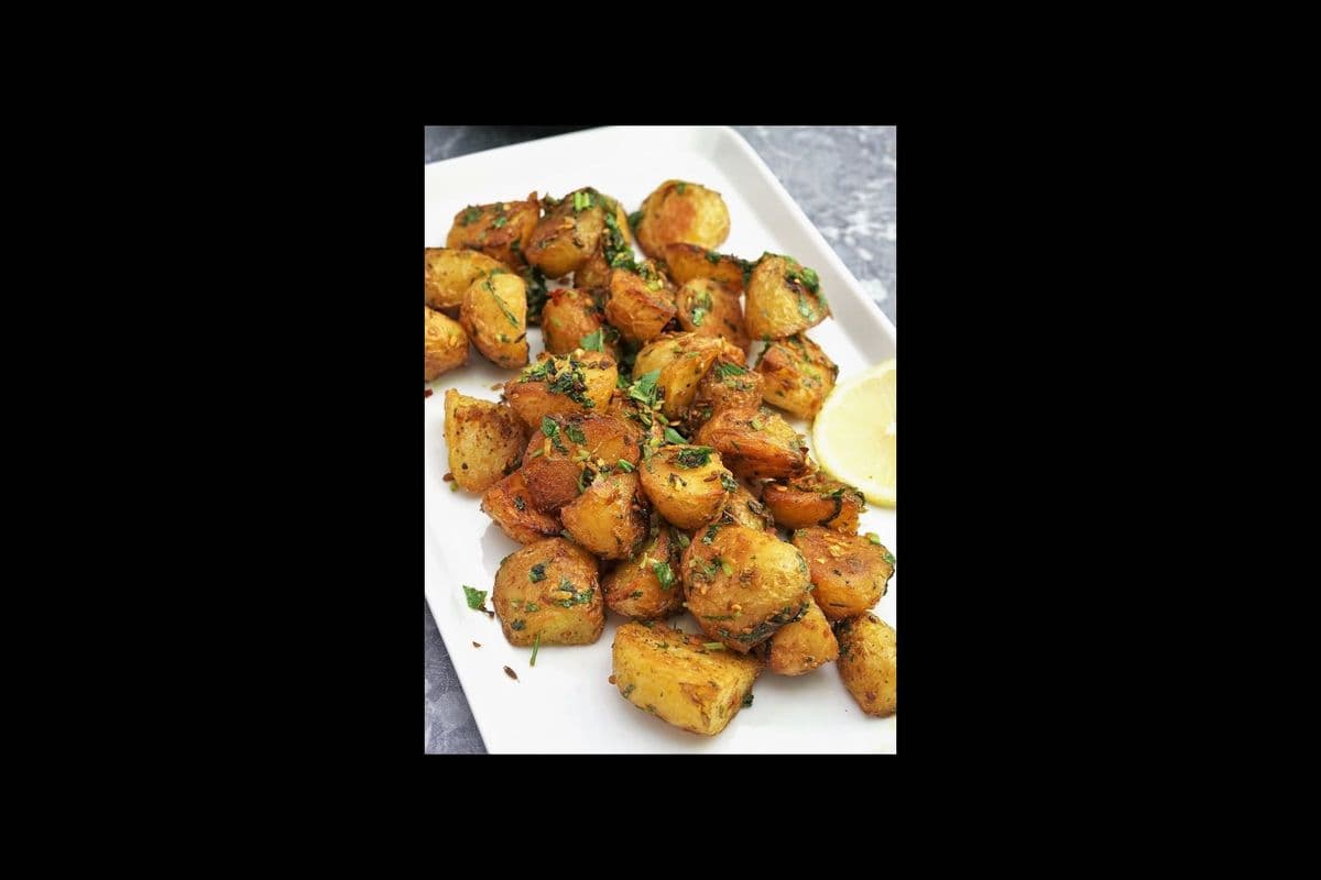 Spicy Garlic Potatoes