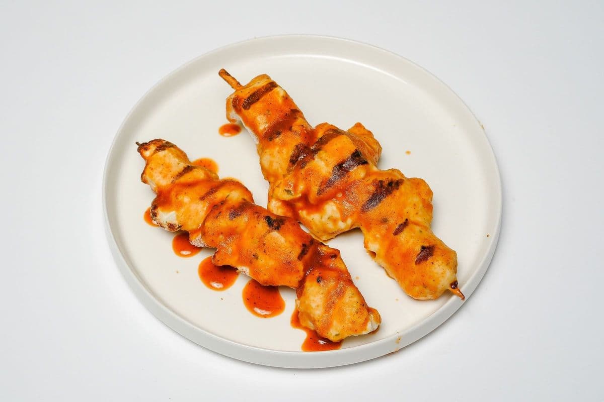 Chicken Kebabs(2 skewers) with 1 side