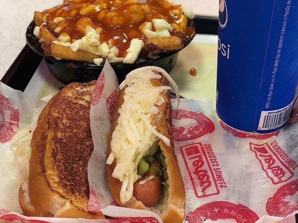 Hot-Dog Grillé / Grilled Hot-Dog 