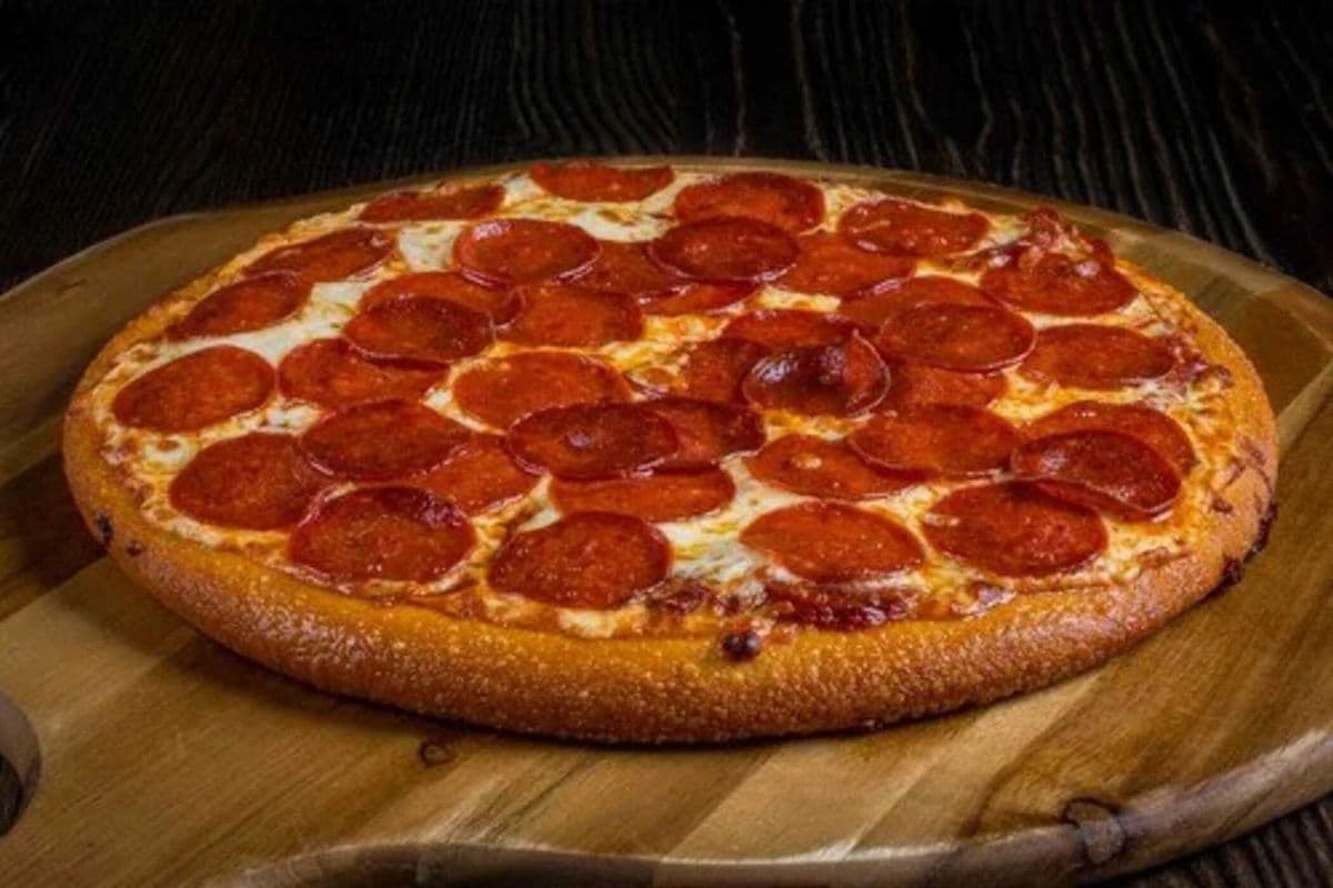8" Crazy 4 Pepperoni