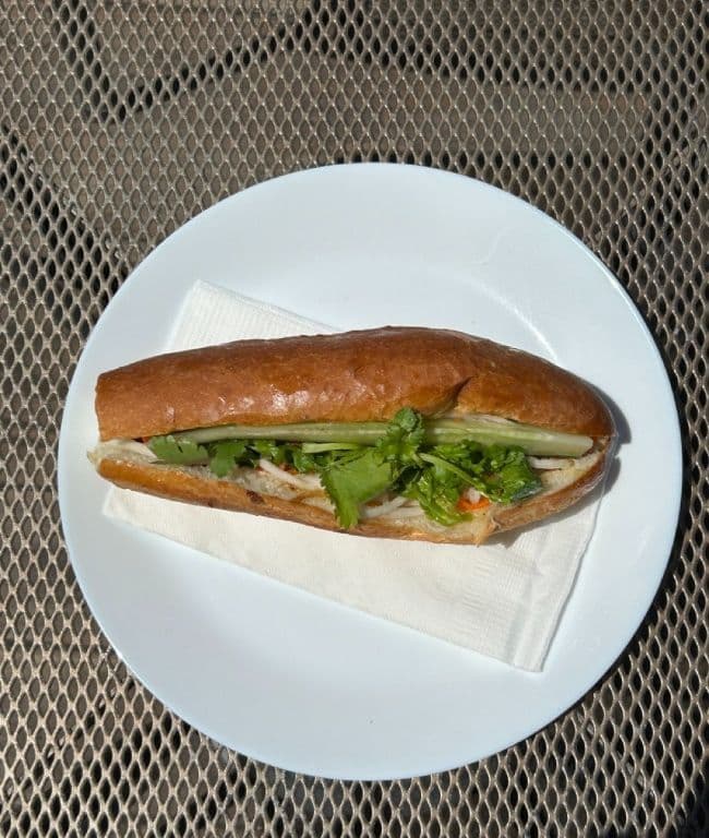 Banh Mi au Porc Barbecue / Pork BBQ Banh Mi