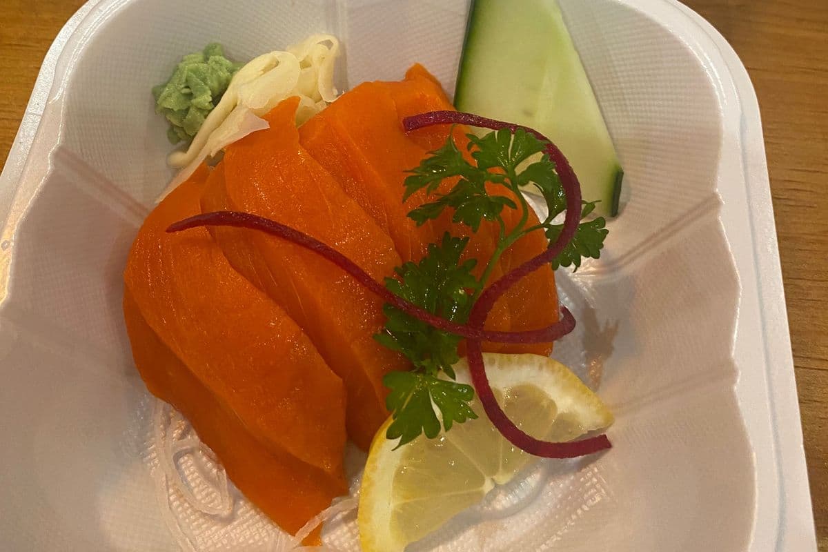 Sockeye Salmon Sashimi (4pcs)