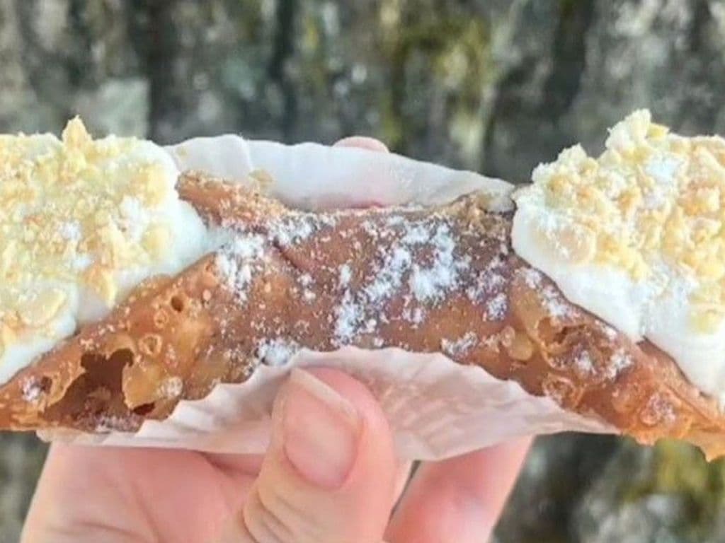 CANNOLI HOMEMADE SICILIAN 1 pc
