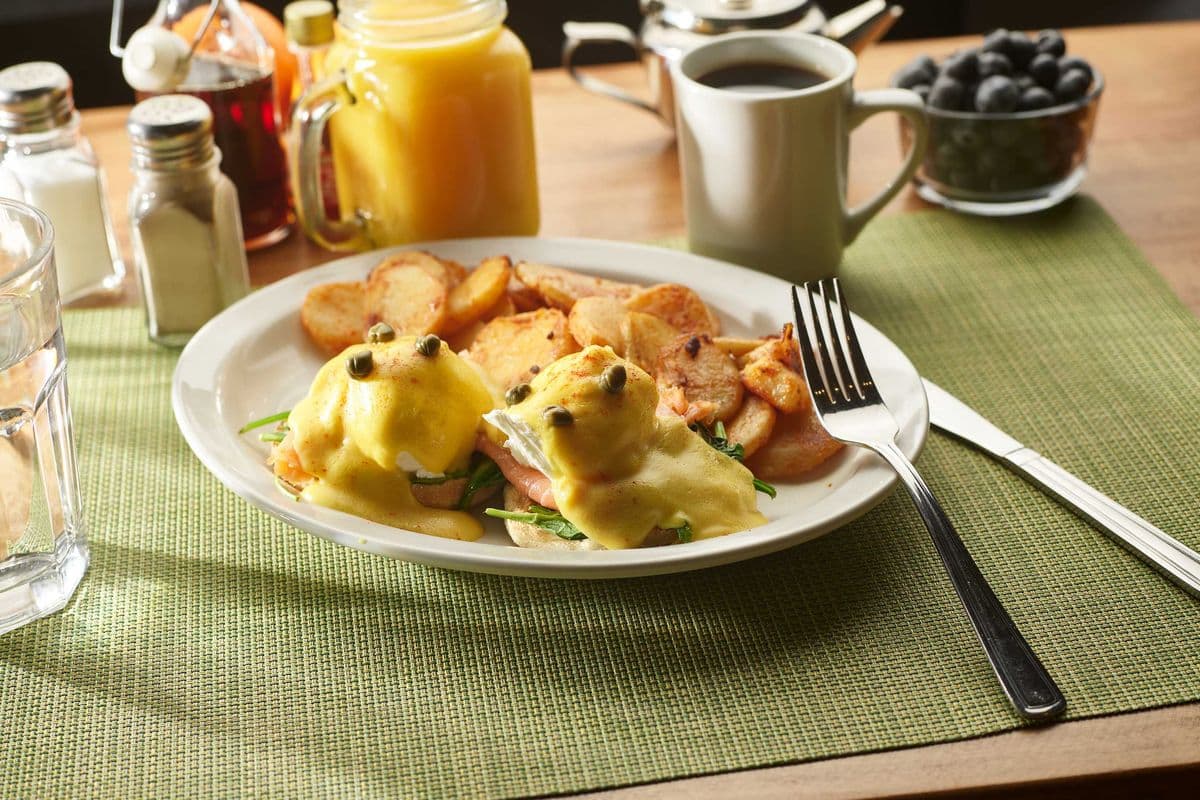 Salmon Hollandaise